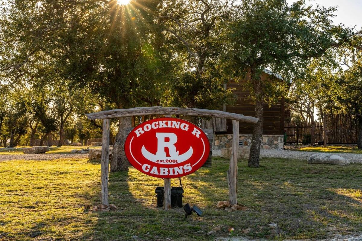 פרדריקסברג Rockin' R - Morning Star Cabin מראה חיצוני תמונה
